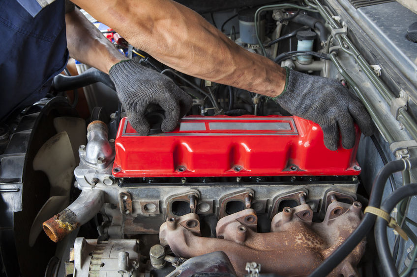 hand repair and maintenance cylinder diesel engine of light pick up truck